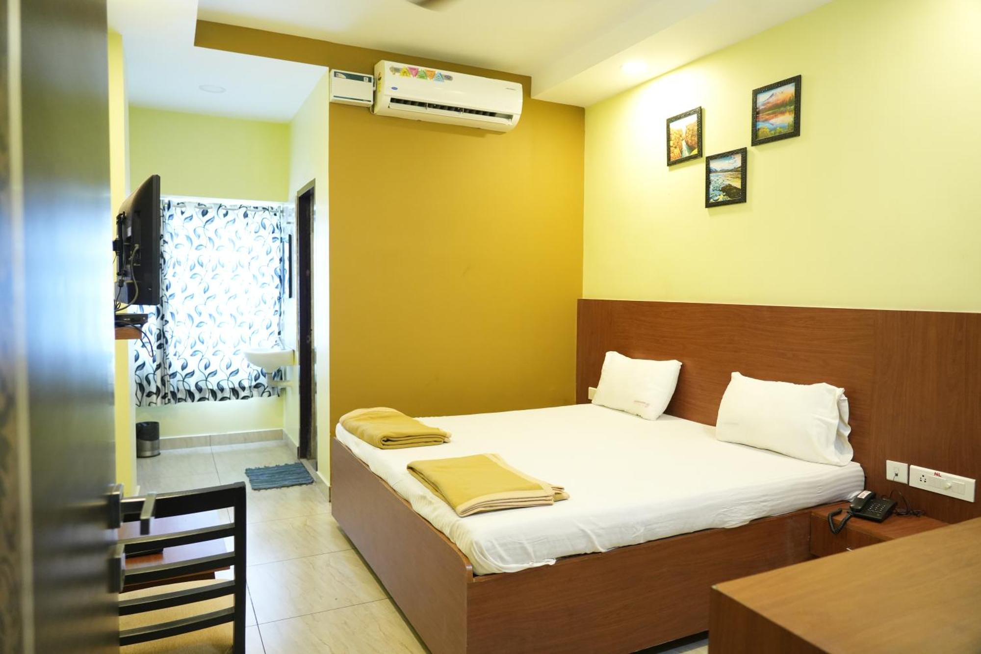 Hotel Sri Krishnan Residency Pollāchi Exteriér fotografie
